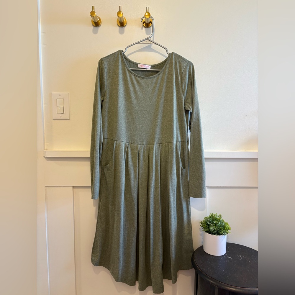 Neesee’s Green Women’s Dress
